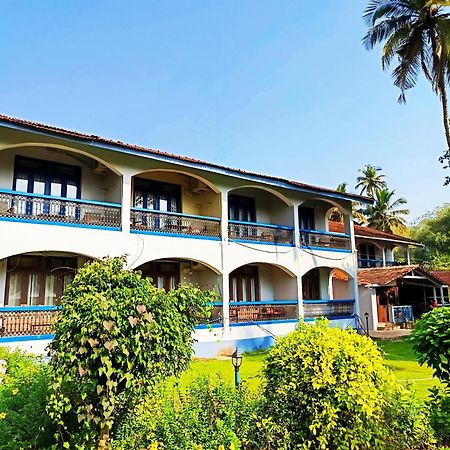 Carina Beach Resort Benaulim Exterior photo